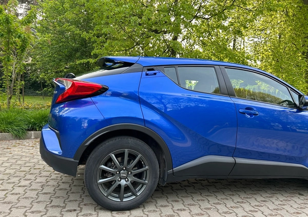 Toyota C-HR cena 73000 przebieg: 100400, rok produkcji 2018 z Sokółka małe 92